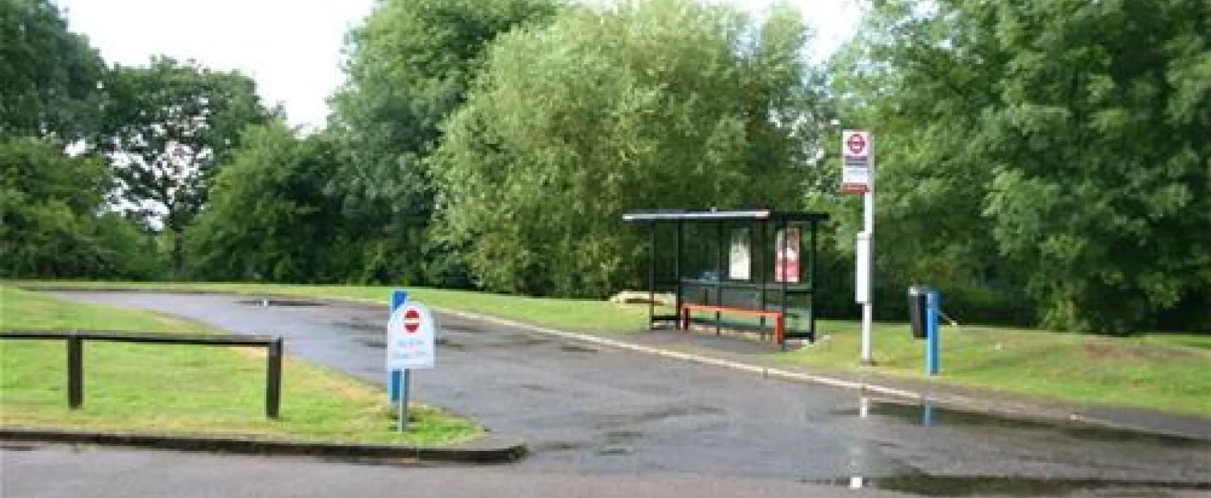 Lee Valley Leisure Centre Camping and Caravan Park