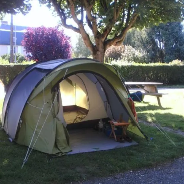 camping-municipal-la-saulaie-la-charite-sur-loire-b9jl6