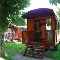camping-municipal-la-saulaie-la-charite-sur-loire-lmg63