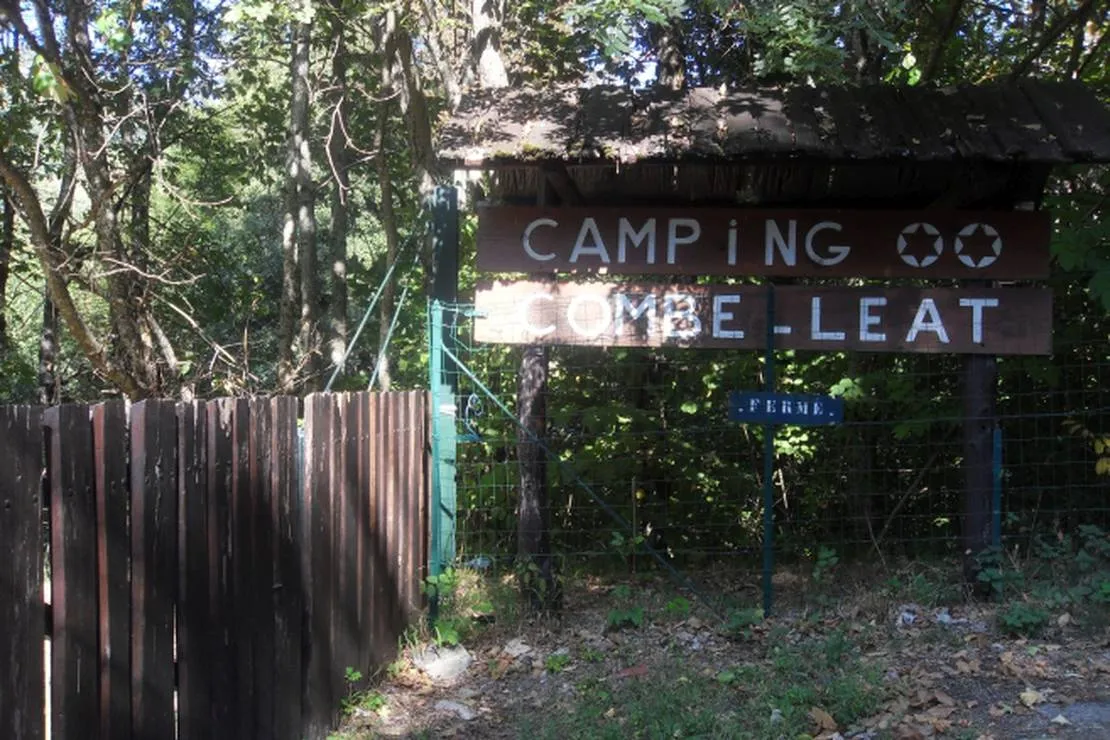camping-combe-leat-presle-p07z3