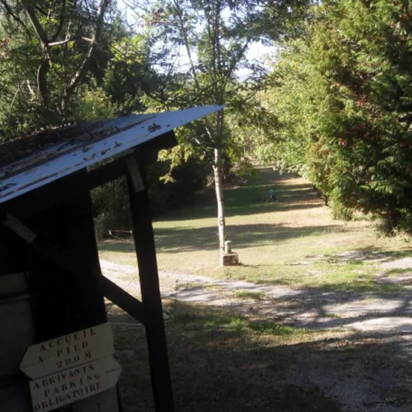 camping-combe-leat-presle-rawwu