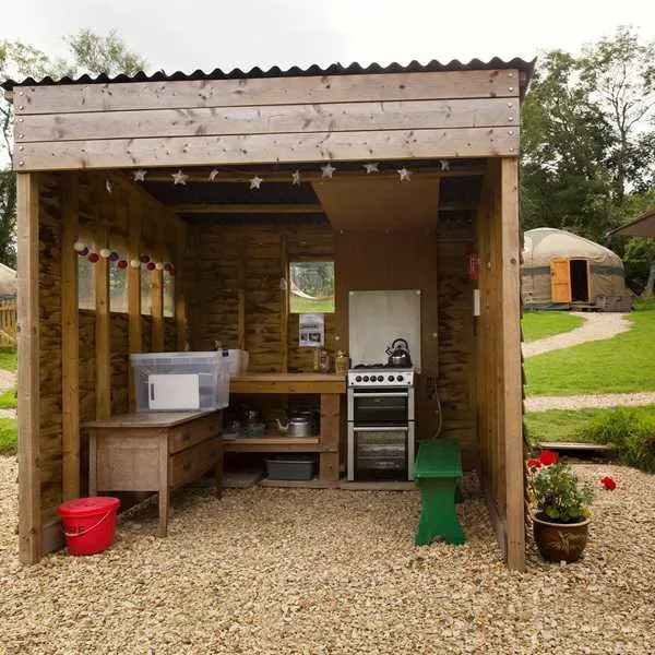 campden-yurts-chipping-campden-c6x7e
