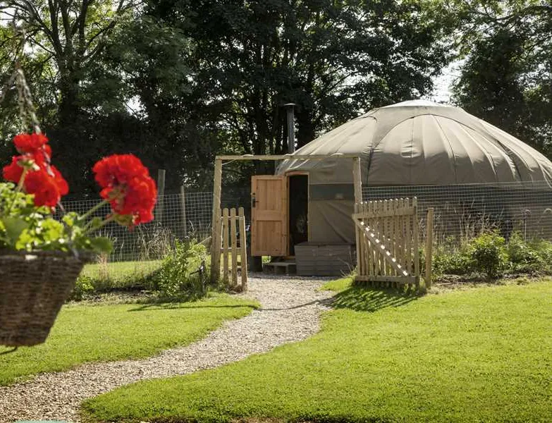 campden-yurts-chipping-campden-np6jg