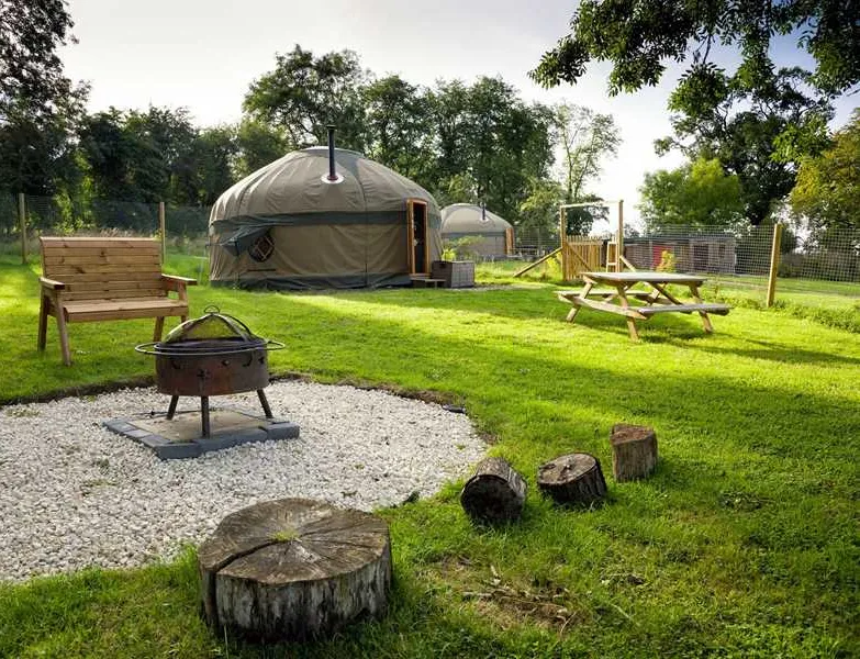campden-yurts-chipping-campden-txagd