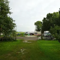 mini-camping-t-uilenstekkie-amsterdam-wq2zm