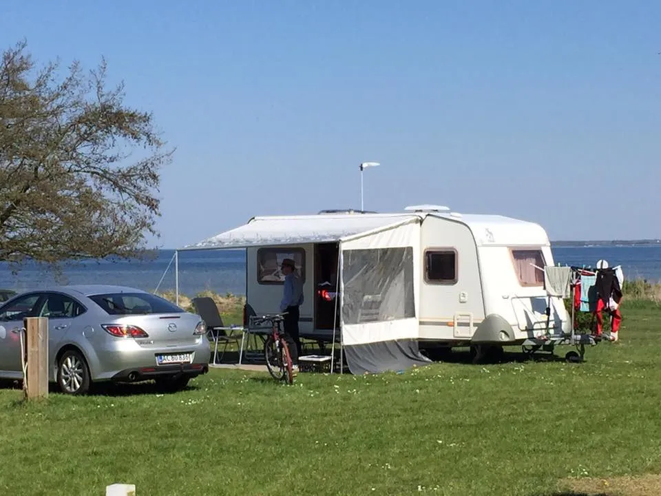 hvalpsund-familie-camping-fars-f5iwp