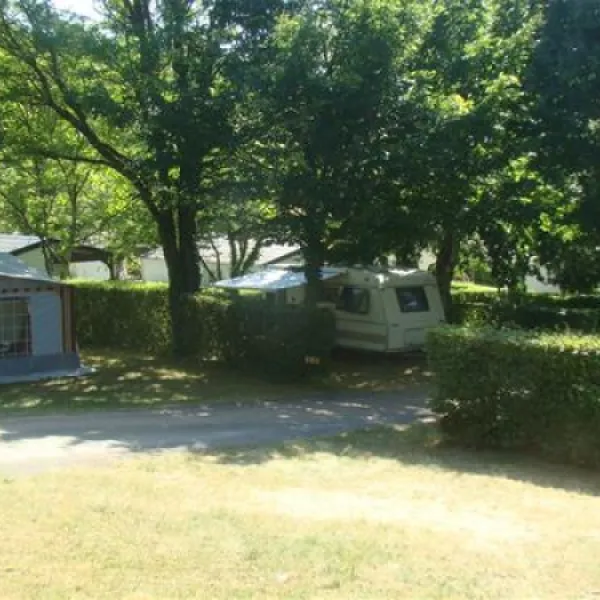 camping-le-pigeonnier-st-crepin-carlucet-kbgtz