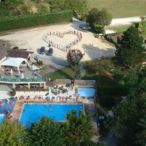 camping-le-pigeonnier-st-crepin-carlucet-xlvdp
