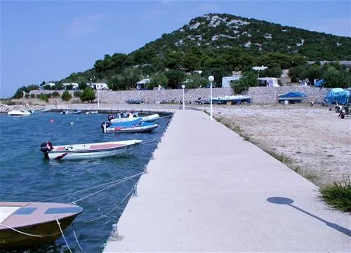 camping-jazina-tisno-d18as