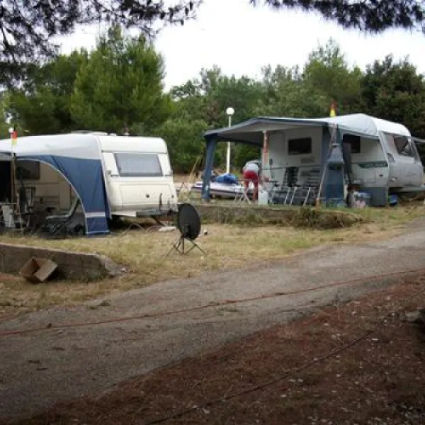 camping-jazina-tisno-hnkhf