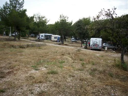 camping-jazina-tisno-hpyqw