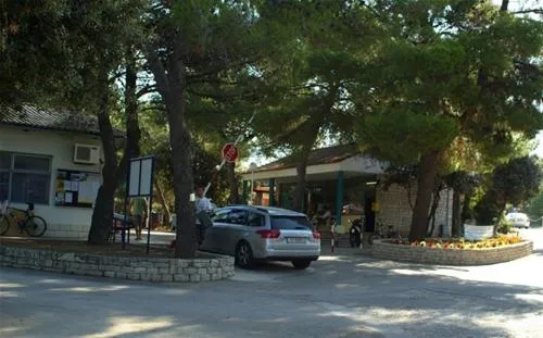 camping-jazina-tisno-kc2vc