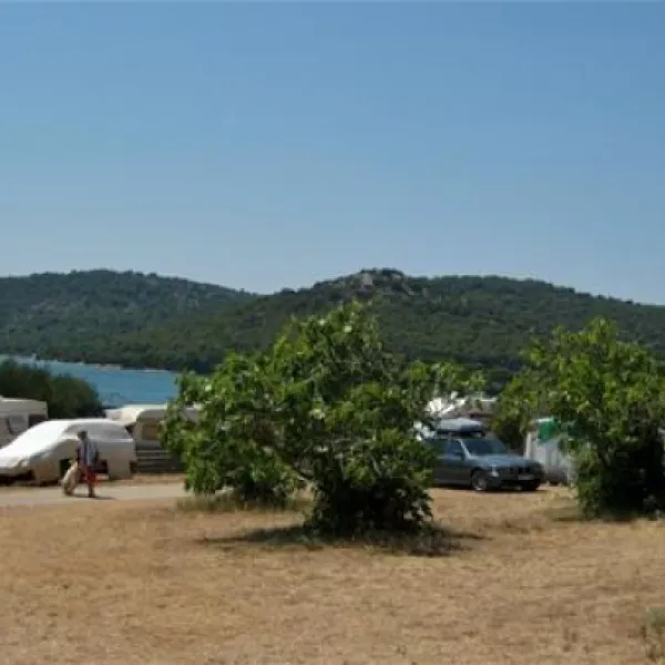 camping-jazina-tisno-w4zct