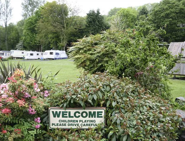 mill-house-caravan-park-stepaside-4pfcz