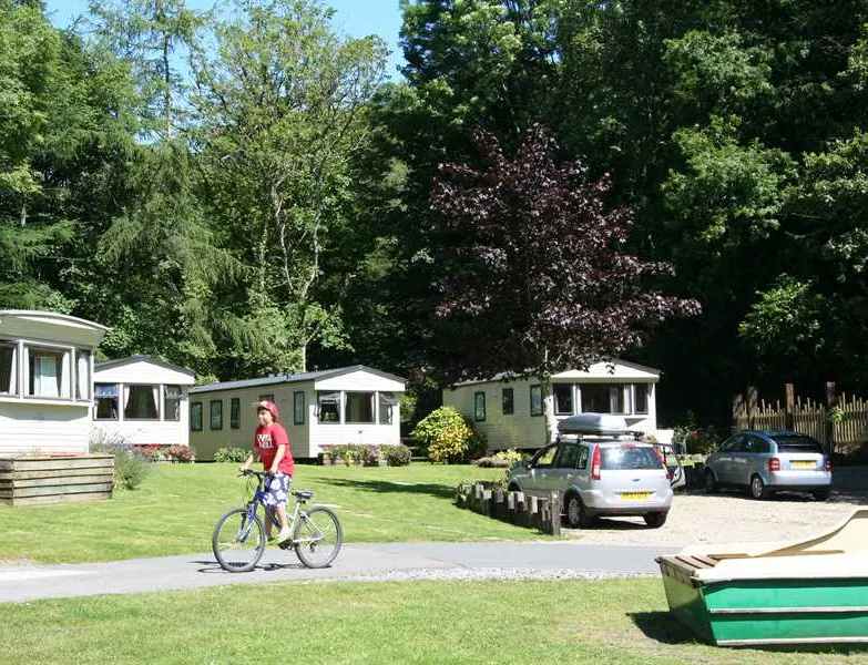 mill-house-caravan-park-stepaside-nzbhp
