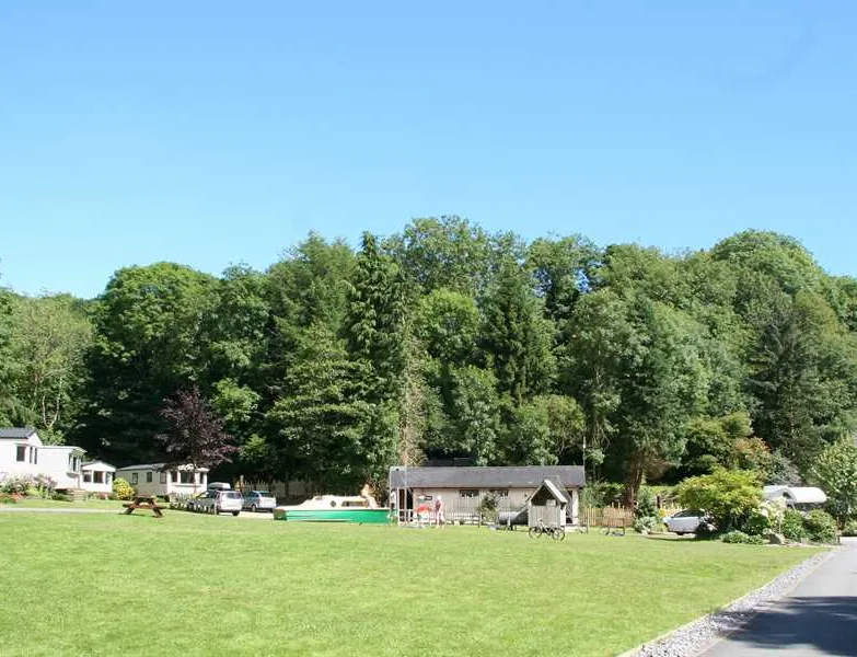 mill-house-caravan-park-stepaside-oezur