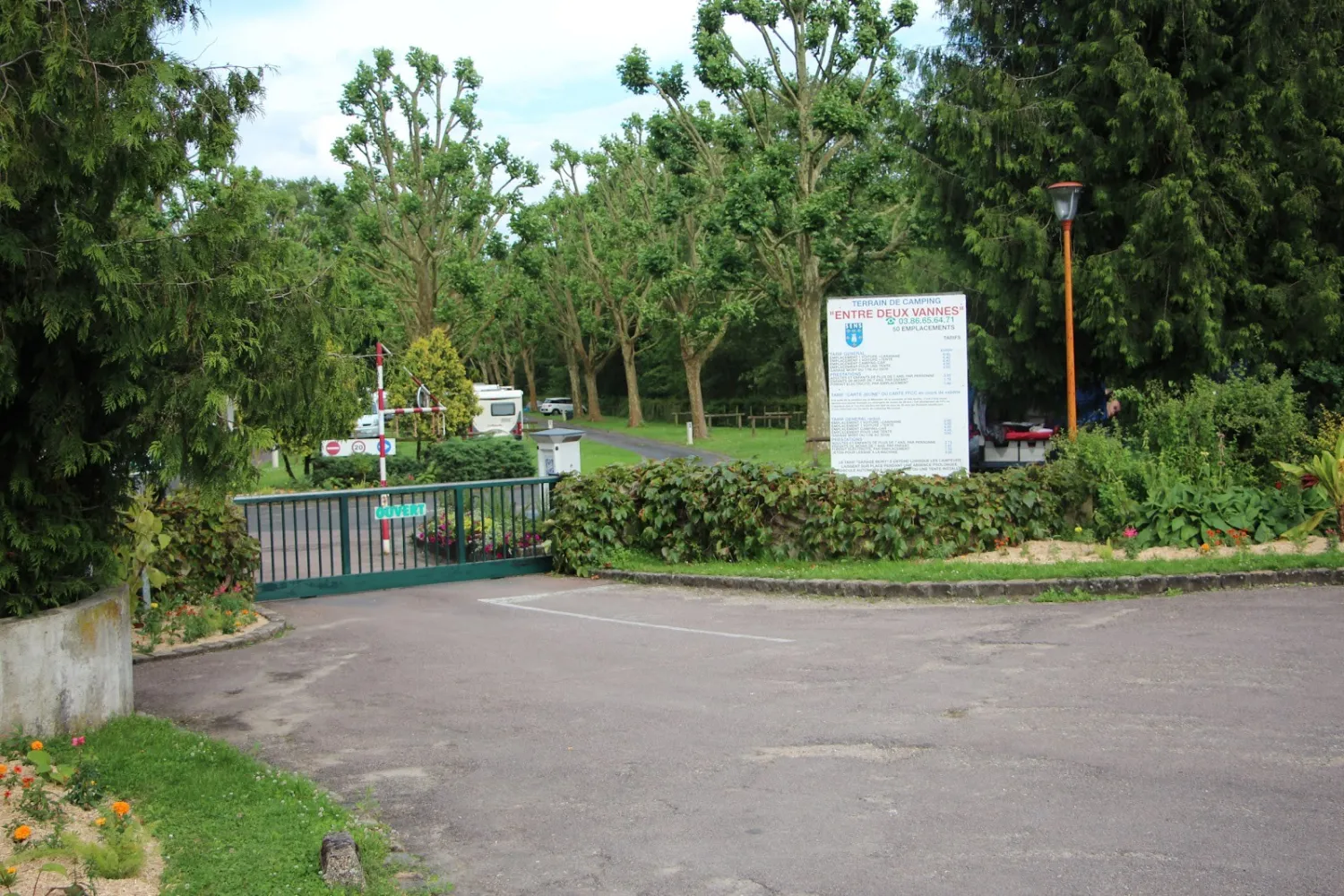 camping-municipal-entre-deux-vannes-sens-byjfk
