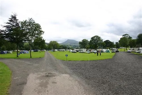 glanllyn-lakeside-caravan-camping-park-bala-heckp