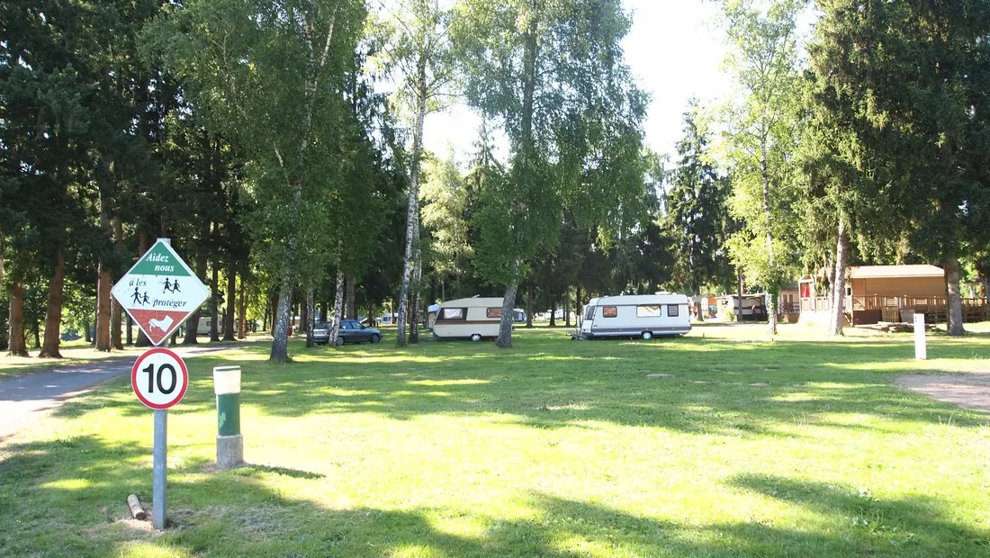 camping-municipal-le-parc-availles-limouzine-s3uzj