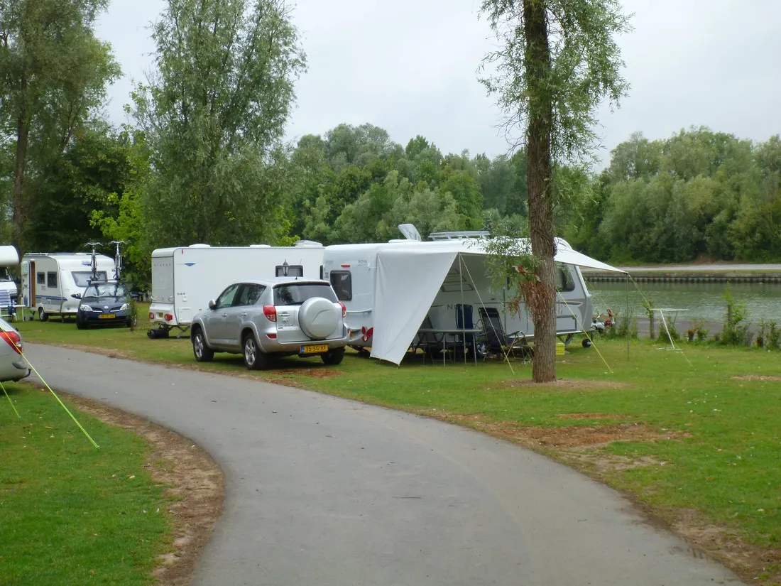 camping-du-port-de-plaisance-pronne-kcozu