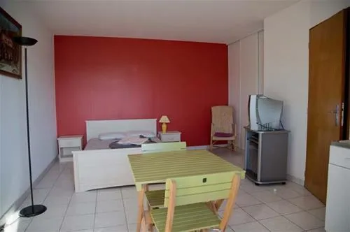 camping-porte-des-vosges-bulgnville-rss7h