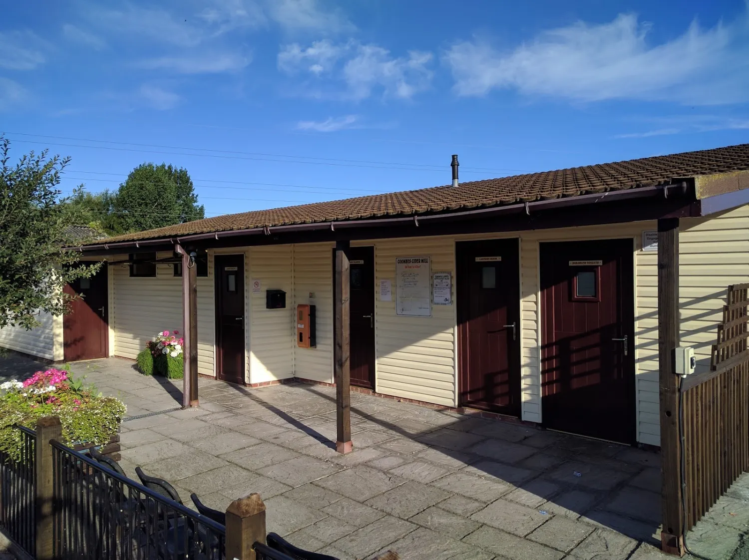 coombes-cider-mill-caravan-and-camping-park-highbridge-7fwuc