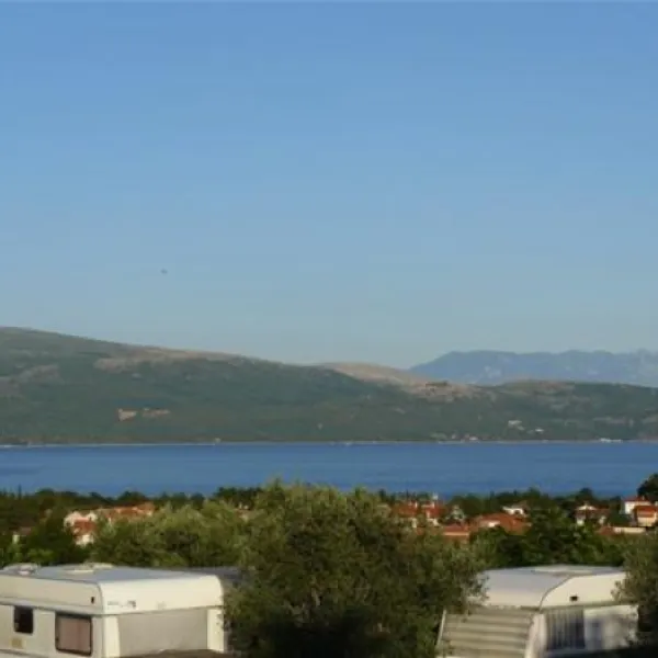camping-bor-krk-6rzjt