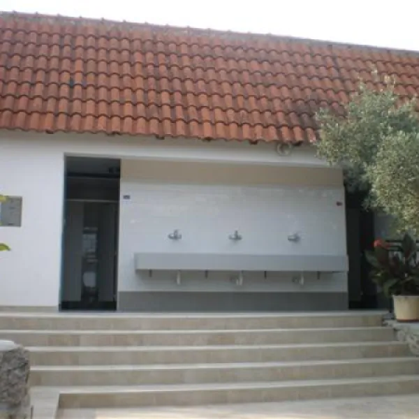 camping-bor-krk-rnmfd