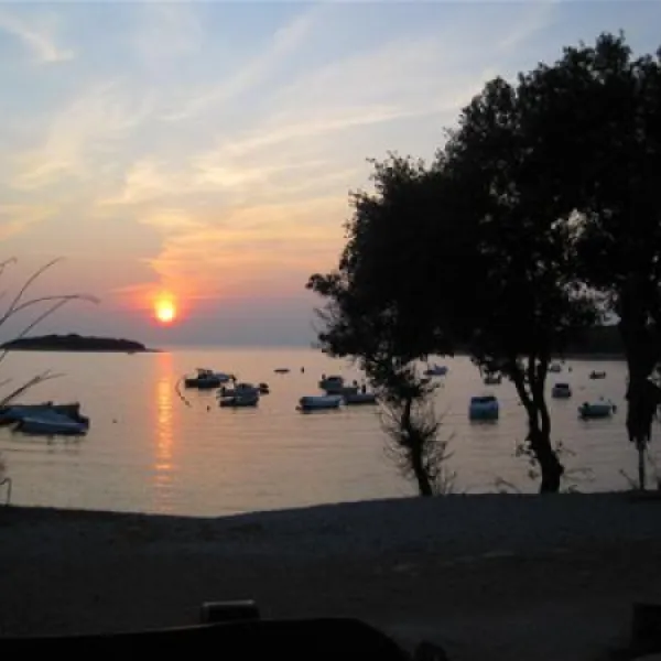 camping-colone-bale-puye0