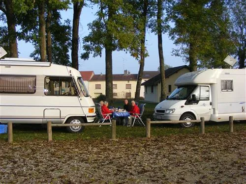 camping-municipal-campingcars-uniquement-stenay-soxmn