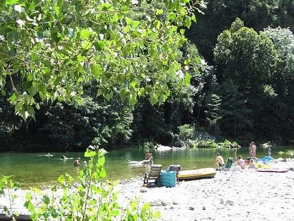 camping-le-ventadour-ardche-a7elb