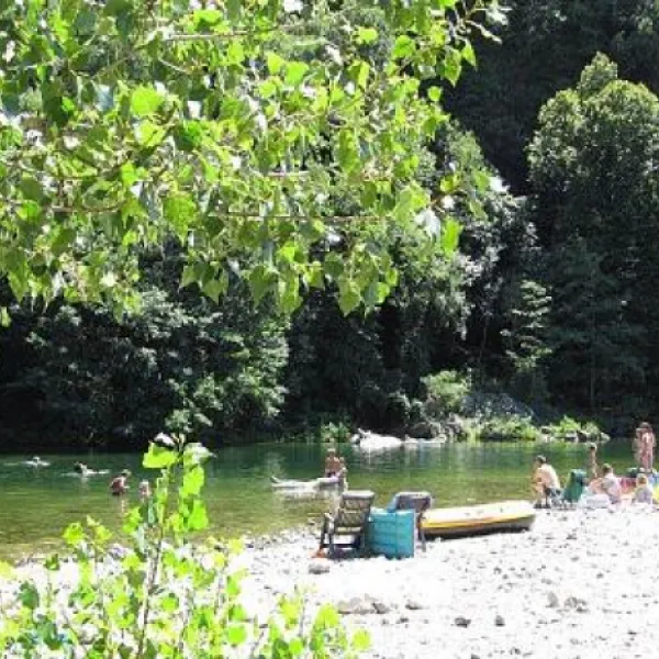 camping-le-ventadour-ardche-a7elb