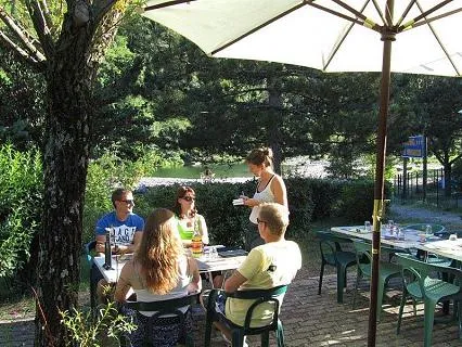 camping-le-ventadour-ardche-e92kq
