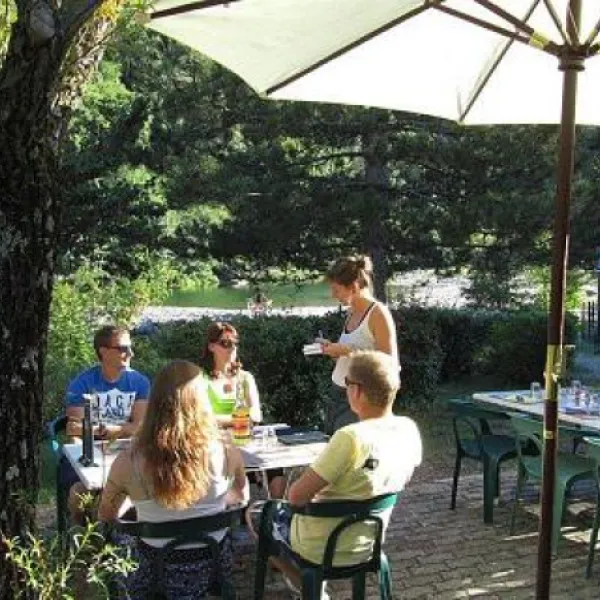 camping-le-ventadour-ardche-e92kq