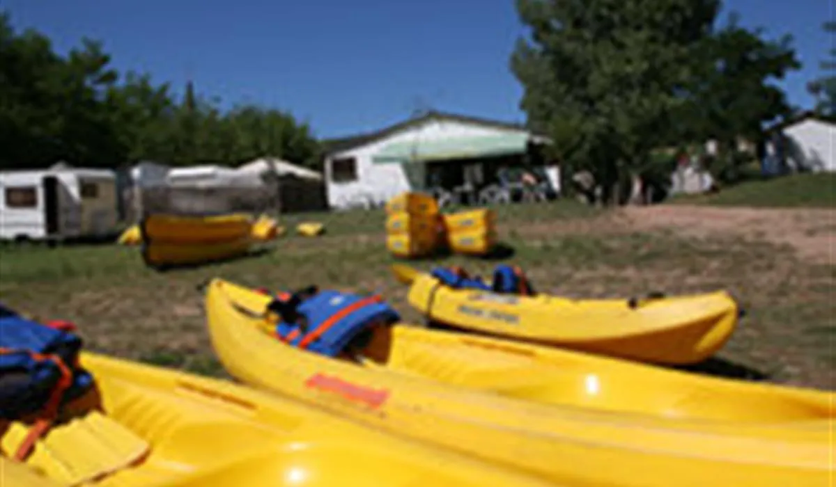 camping-municipal-de-villeneuve-sur-tarn-curvalle-cqg81