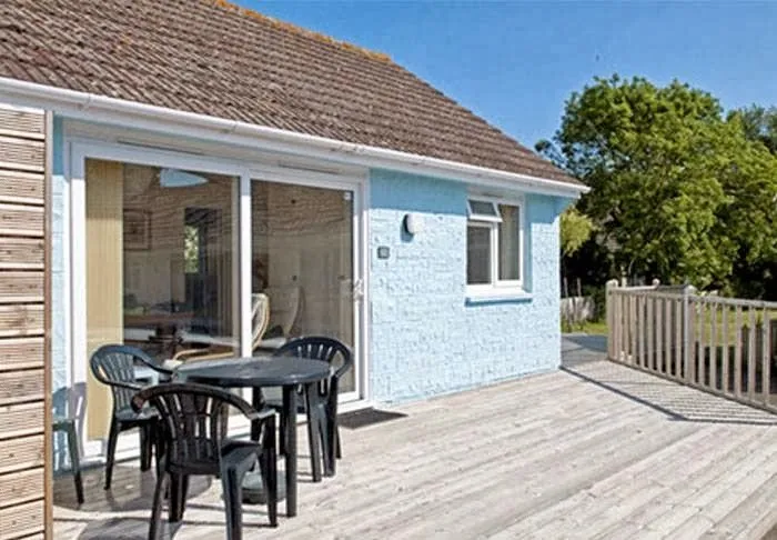 salterns-holidays-seaview-z0qie