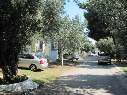 camping-bungalows-kouyoni-gerakini-lwwkm