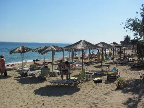 camping-bungalows-kouyoni-gerakini-z8nav