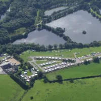 wyreside-lakes-fishery-lancaster-q9rjy