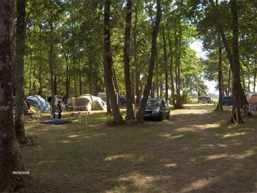 camping-la-belle-etoile-breuillet-awpcx