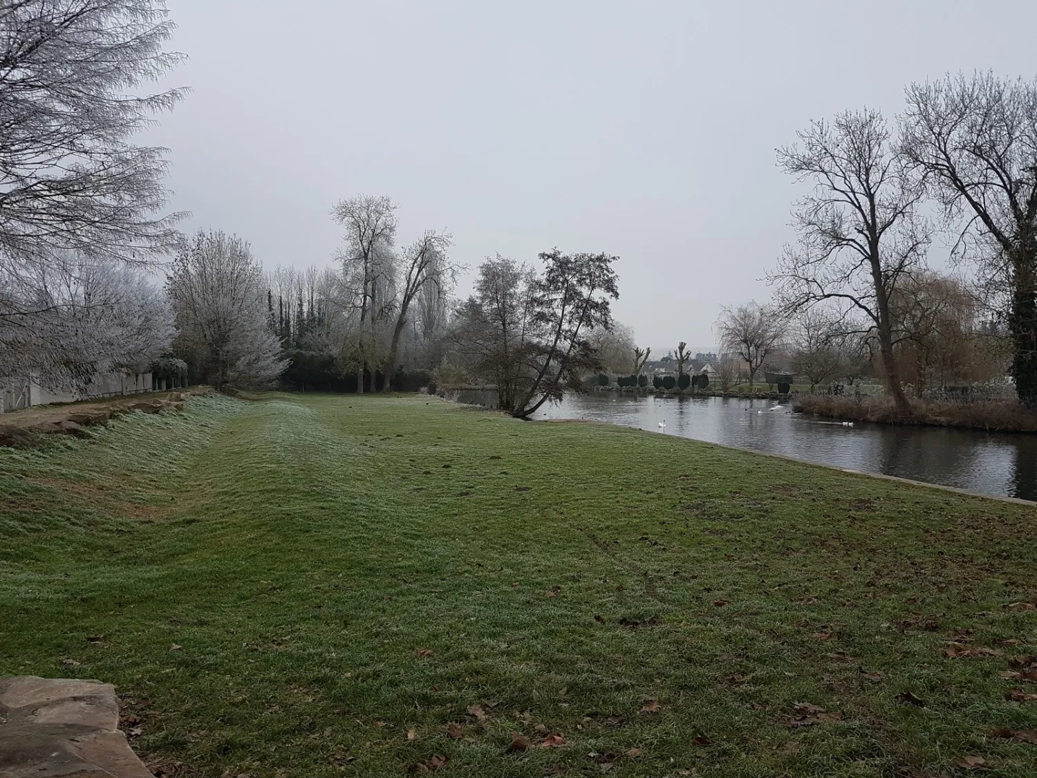 camping-municipal-les-trillots-ezy-sur-eure-krkof
