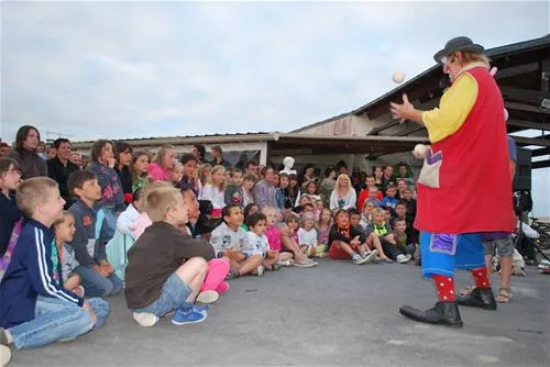 camping-la-dive-st-michel-en-l-herm-3vu6l