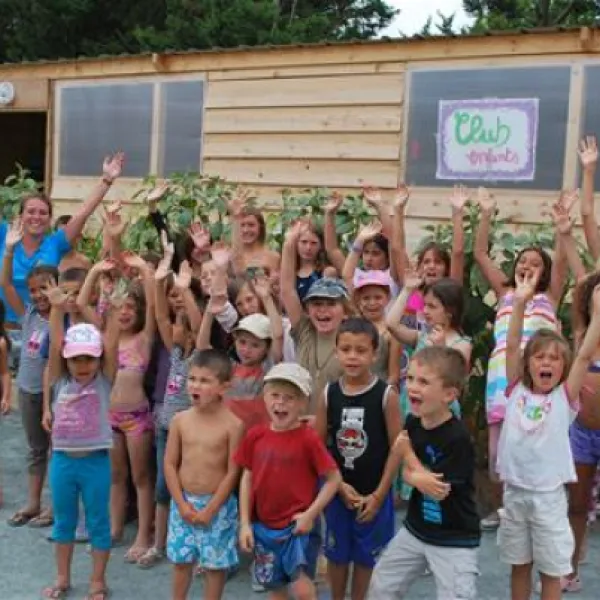 camping-la-dive-st-michel-en-l-herm-vbqvs