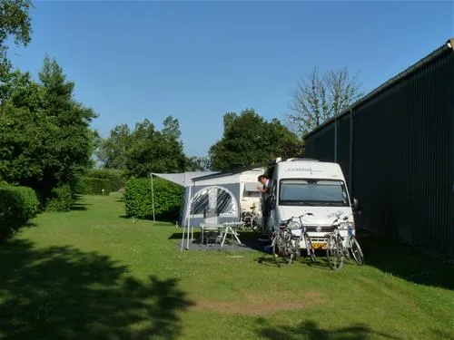 mini-camping-korenbloem-vrouwenpolder-mep7d