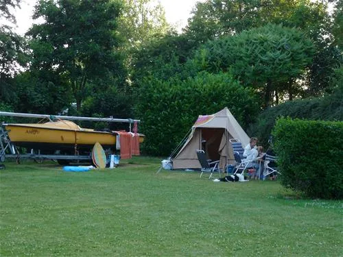 mini-camping-korenbloem-vrouwenpolder-vlqiz