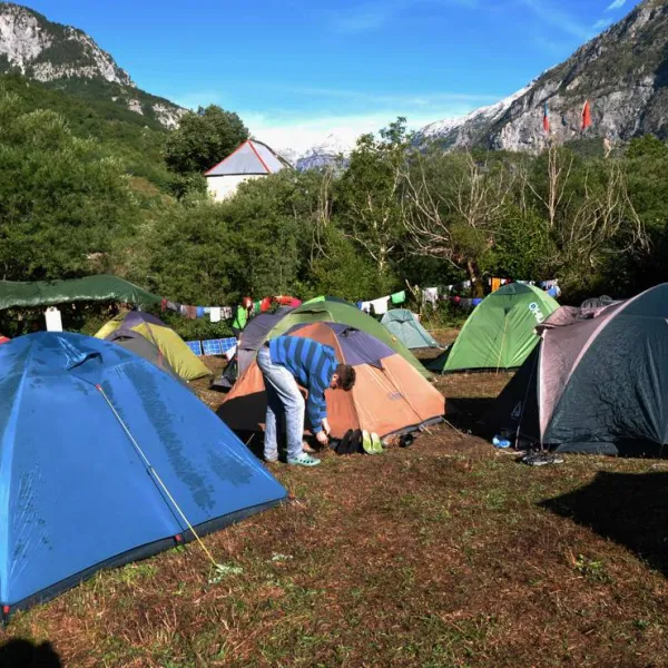 curraj-i-eperm-summer-camping-curraj-i-eperm-1j8gw