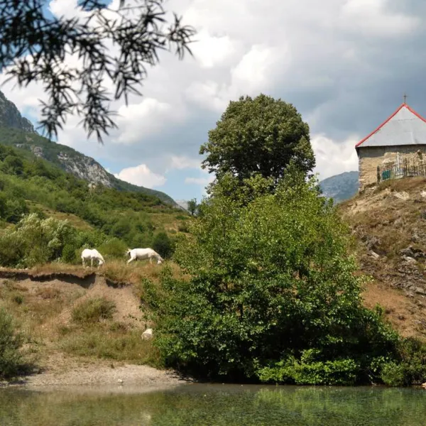 curraj-i-eperm-summer-camping-curraj-i-eperm-9bpv5