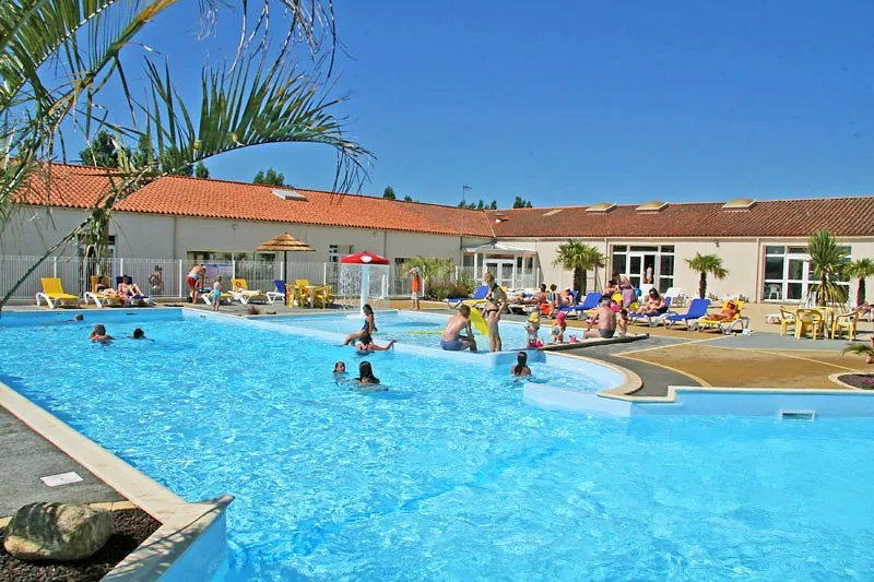camping-le-cottage-fleuri-la-tranche-sur-mer-33iza
