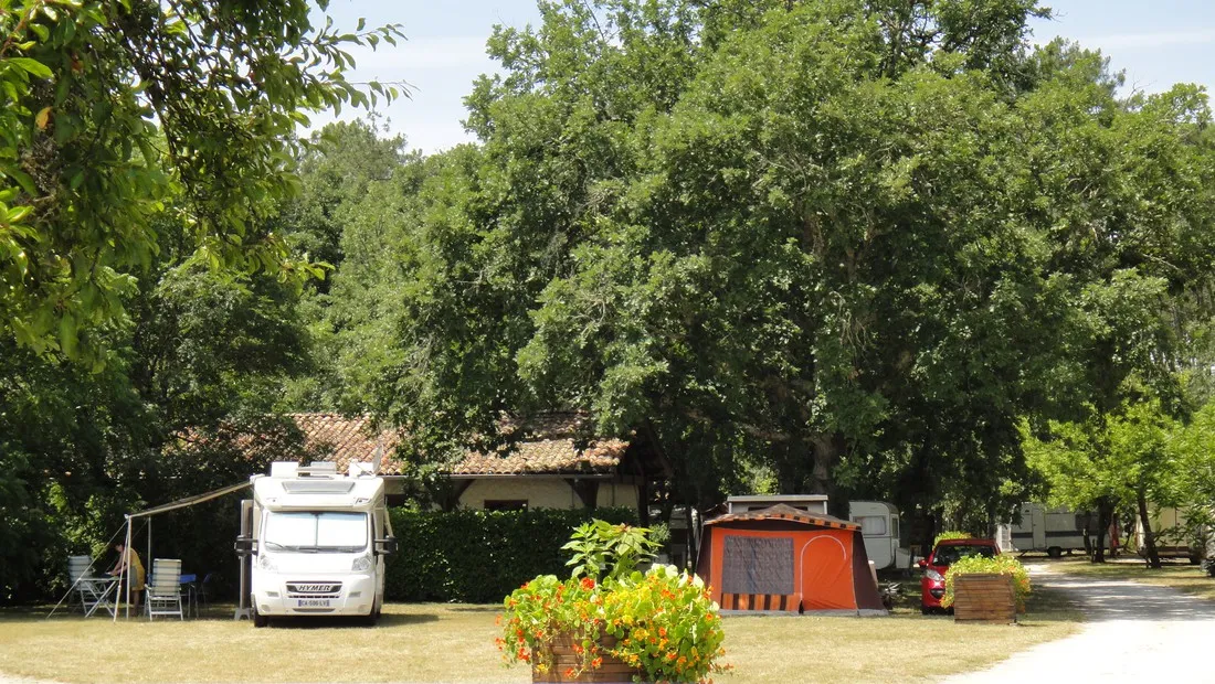 camping-de-bilos-salles-p8gza