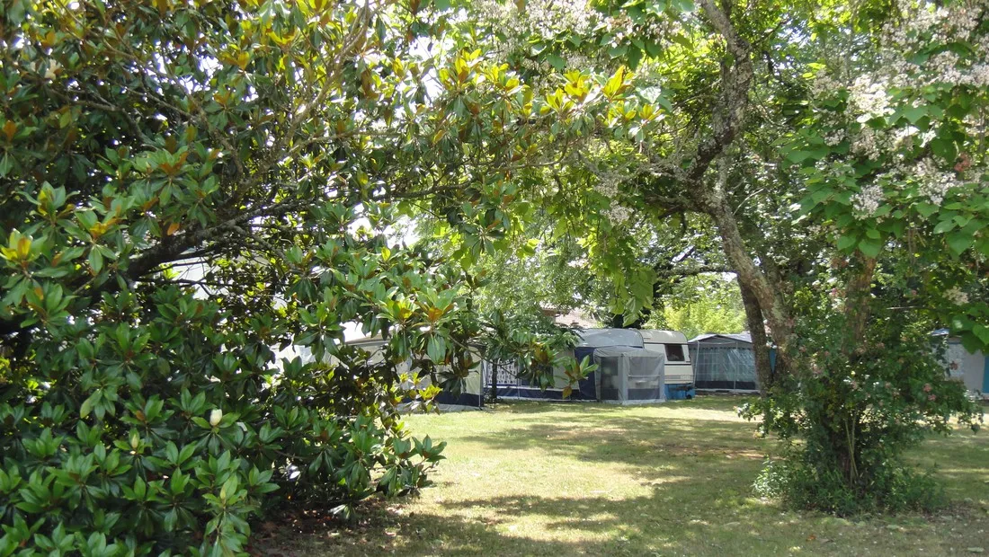 camping-de-bilos-salles-quttk